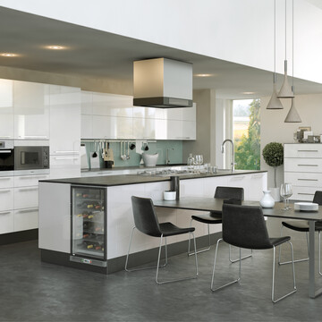 White Gloss Plain Slab Kitchens